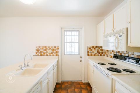 2249 E Waltann Ln, Phoenix, AZ 85022 photo 7