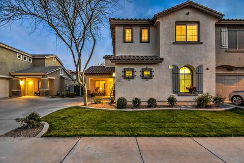 1563 Elgin St, Gilbert, AZ 85295 photo 1