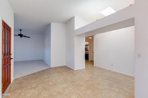 4113 E Thistle Landing Dr, Phoenix, AZ 85044 photo 9