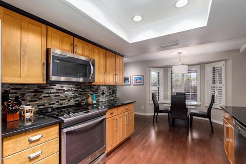 335 E Waltann Ln, Phoenix, AZ 85022 photo 9