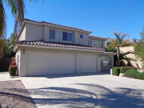 696 S Cardinal St, Gilbert, AZ 85296 photo 2
