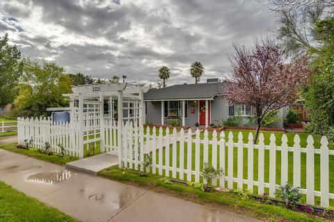 2221 E Clarendon Ave, Phoenix, AZ 85016 photo 2