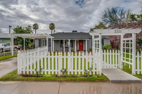 2221 E Clarendon Ave, Phoenix, AZ 85016 photo 1