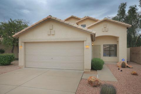 2139 E Robin Ln, Phoenix, AZ 85024 photo 2