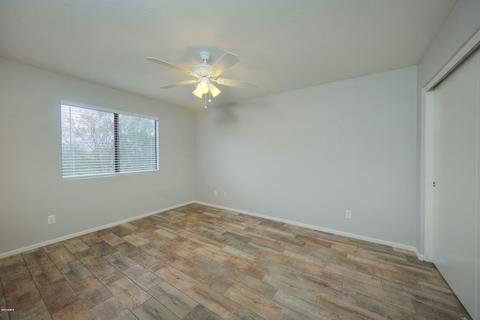 2139 E Robin Ln, Phoenix, AZ 85024 photo 12