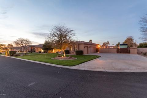 2764 E Country Shadows Ct, Gilbert, AZ 85298 photo 3