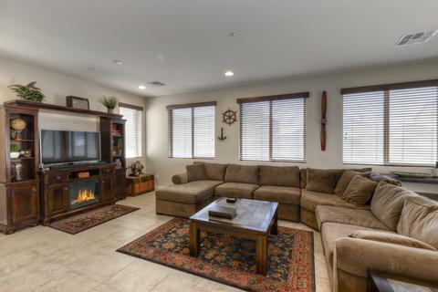 3695 E Lodgepole Dr, Gilbert, AZ 85298 photo 8