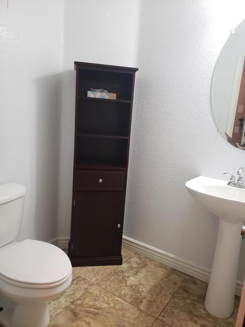 1806 E Donner Dr, Phoenix, AZ 85042 photo 11