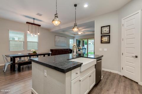 3046 E Arabian Dr, Gilbert, AZ 85296 photo 9