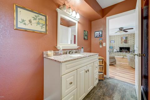 943 E Desert Ln, Gilbert, AZ 85234 photo 60