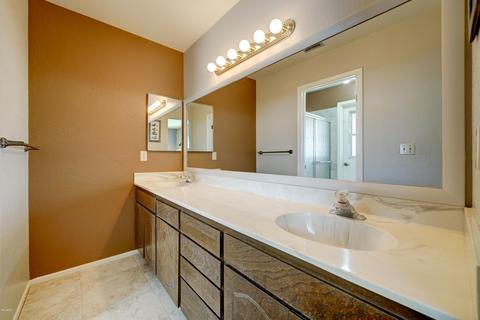 943 E Desert Ln, Gilbert, AZ 85234 photo 35