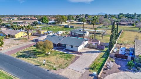 943 E Desert Ln, Gilbert, AZ 85234 photo 76