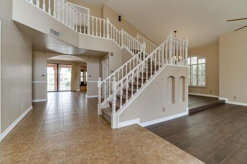 2027 E Catamaran Dr, Gilbert, AZ 85234 photo 5