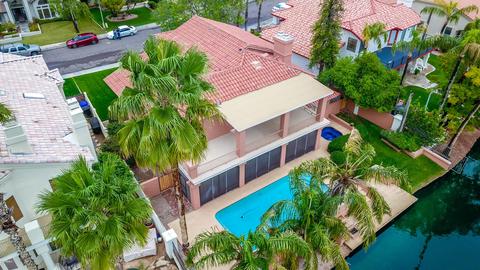 2027 E Catamaran Dr, Gilbert, AZ 85234 photo 2