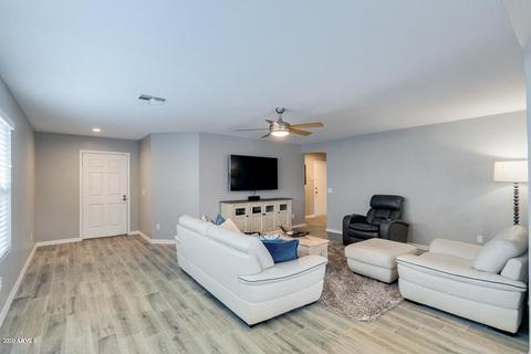 4110 E Pinto Ln, Phoenix, AZ 85050 photo 6