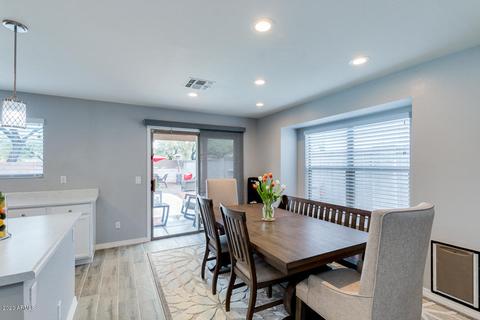 4110 E Pinto Ln, Phoenix, AZ 85050 photo 10