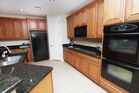 8817 S 10th Dr, Phoenix, AZ 85041 photo 6