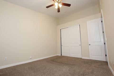 8817 S 10th Dr, Phoenix, AZ 85041 photo 16
