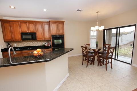8817 S 10th Dr, Phoenix, AZ 85041 photo 9