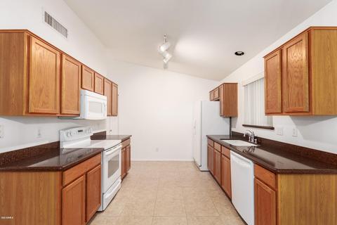 4704 E Lone Cactus Dr, Phoenix, AZ 85050 photo 9