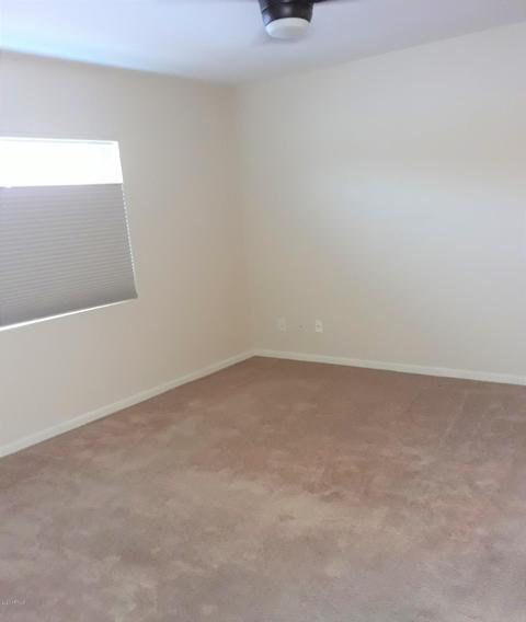 814 E Michelle Dr, Phoenix, AZ 85022 photo 8