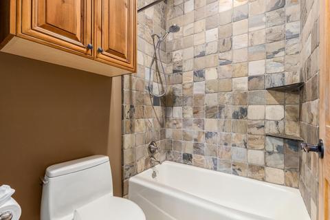 2047 E Pickett Ct, Gilbert, AZ 85298 photo 48