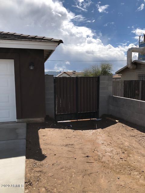 2525 E Illini St, Phoenix, AZ 85040 photo 2