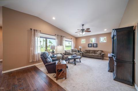 5818 E Leonora St, Mesa, AZ 85215 photo 5