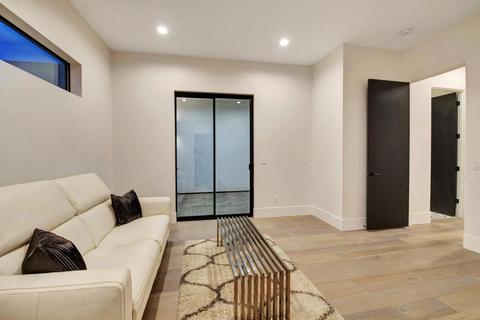 5507 N 2nd Pl, Phoenix, AZ 85012 photo 21
