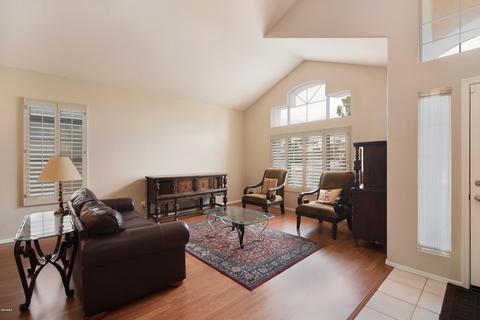 1325 E Rockledge Rd, Phoenix, AZ 85048 photo 2