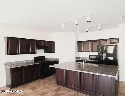 7010 S 19th Ln, Phoenix, AZ 85041 photo 9