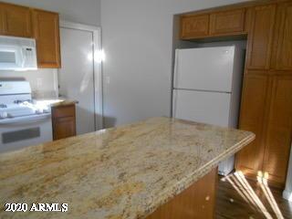 547 E Kyle Ct, Gilbert, AZ 85296 photo 8