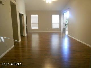 547 E Kyle Ct, Gilbert, AZ 85296 photo 4