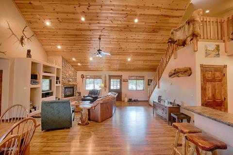 2712 Lost Way, Overgaard, AZ 85933 photo 12