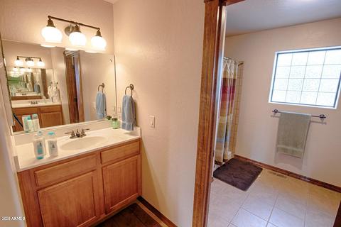 2712 Lost Way, Overgaard, AZ 85933 photo 21