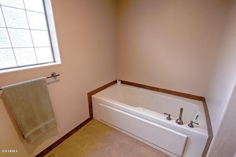 2712 Lost Way, Overgaard, AZ 85933 photo 23