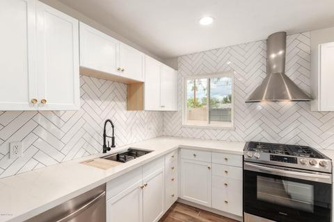 5547 N 10th Ave, Phoenix, AZ 85013 photo 13