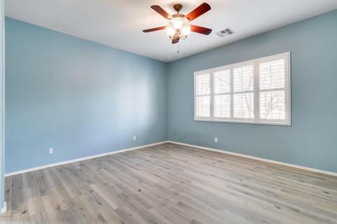 3102 W Eagle Claw Dr, Phoenix, AZ 85086 photo 4