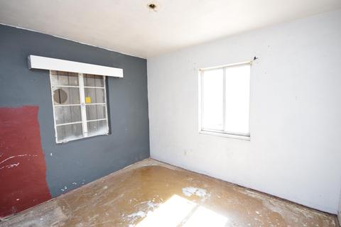 5437 S Montezuma St, Phoenix, AZ 85041 photo 6