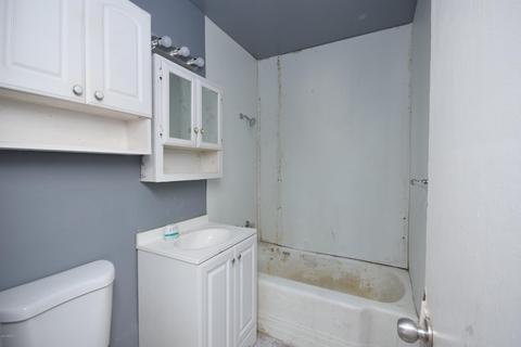 5437 S Montezuma St, Phoenix, AZ 85041 photo 4