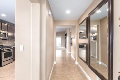 2075 E Saddlebrook Ct, Gilbert, AZ 85298 photo 3