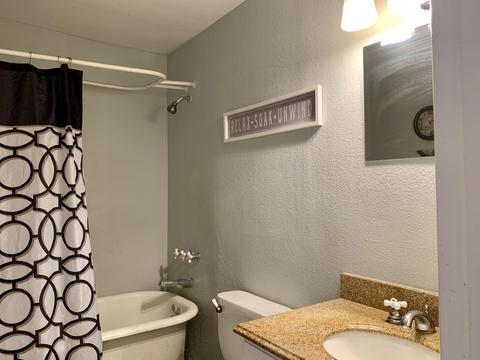 3018 N 39th Dr, Phoenix, AZ 85019 photo 12