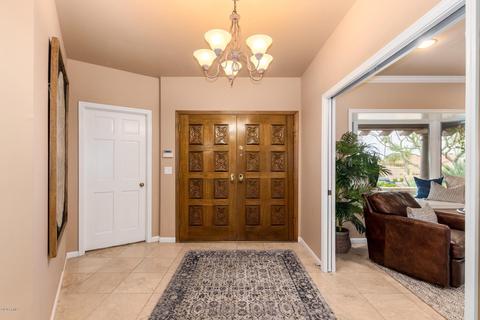 2745 E Winchcomb Dr, Phoenix, AZ 85032 photo 3