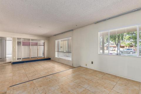 2745 E North Ln, Phoenix, AZ 85028 photo 5