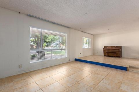 2745 E North Ln, Phoenix, AZ 85028 photo 4