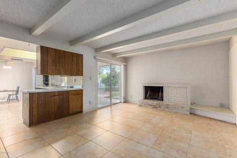 2745 E North Ln, Phoenix, AZ 85028 photo 9