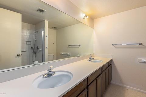 2745 E North Ln, Phoenix, AZ 85028 photo 11