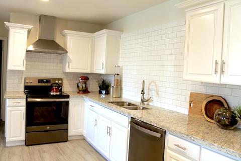 4419 E Becker Ln, Phoenix, AZ 85028 photo 13