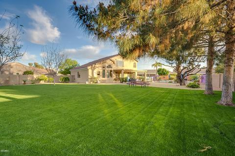 1220 S Abilene Ct, Gilbert, AZ 85233 photo 2