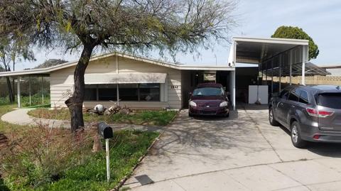 2842 E Oraibi Dr, Phoenix, AZ 85050 photo 7